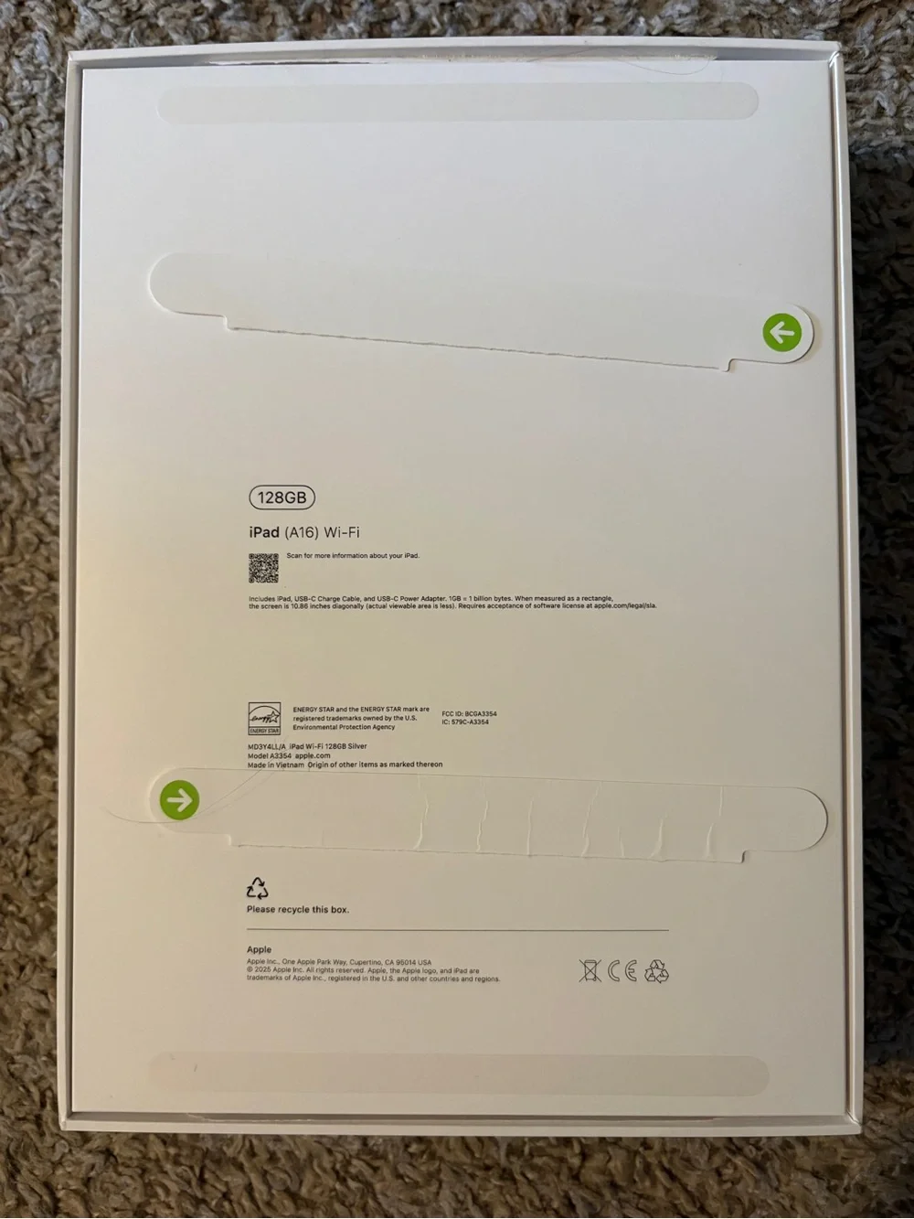 iPad & Apple Magic Keyboard Folio for iPad - White